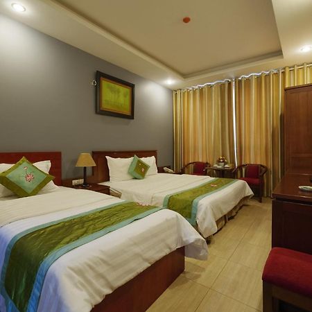 Ngan Ha Hotel Long Bien ハノイ市 エクステリア 写真