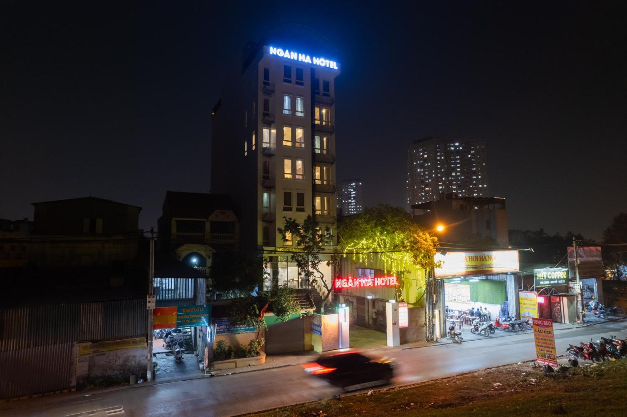 Ngan Ha Hotel Long Bien ハノイ市 エクステリア 写真