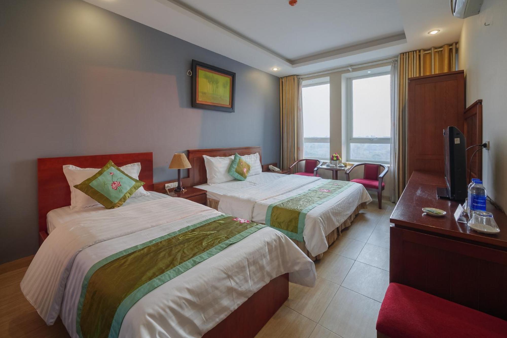 Ngan Ha Hotel Long Bien ハノイ市 エクステリア 写真