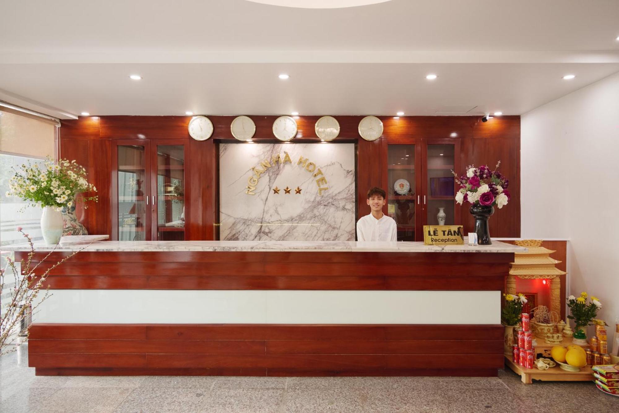 Ngan Ha Hotel Long Bien ハノイ市 エクステリア 写真