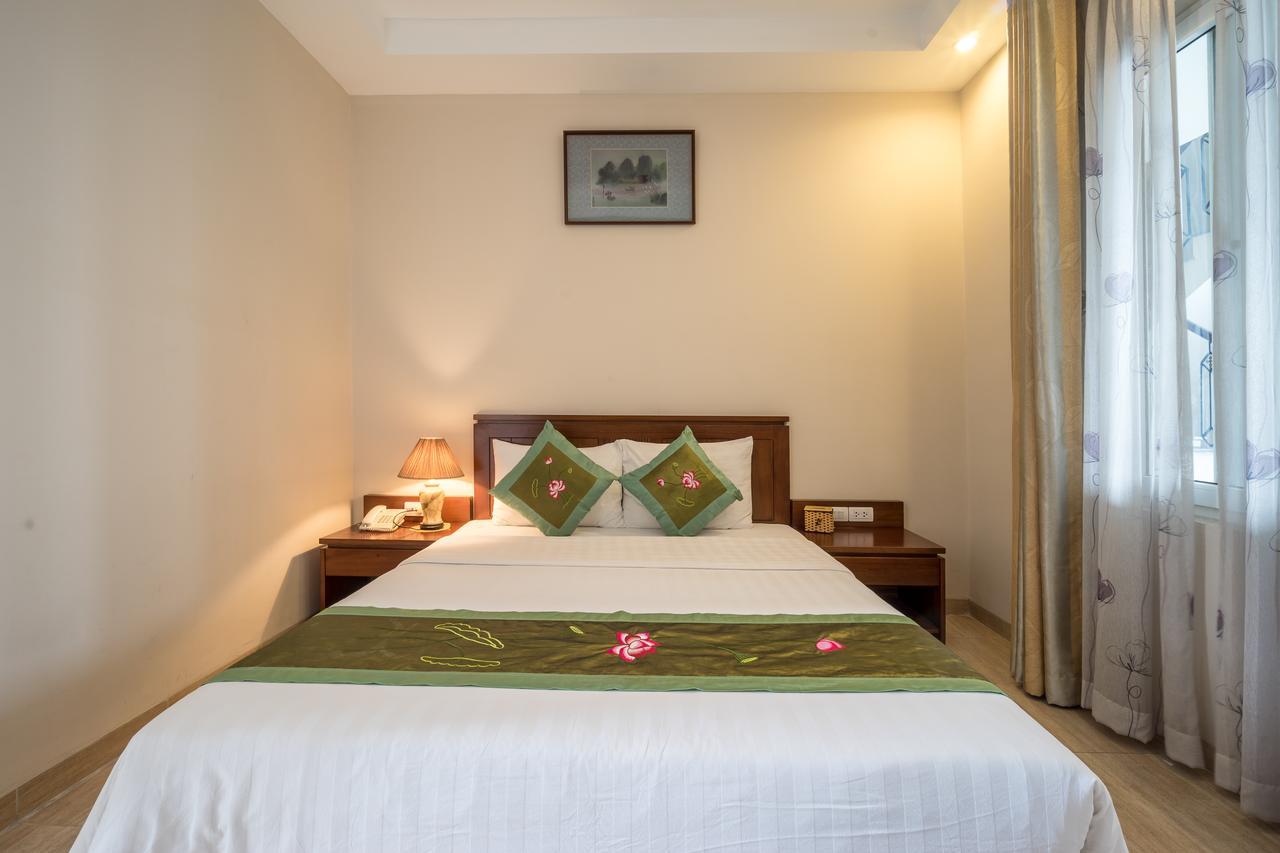 Ngan Ha Hotel Long Bien ハノイ市 エクステリア 写真